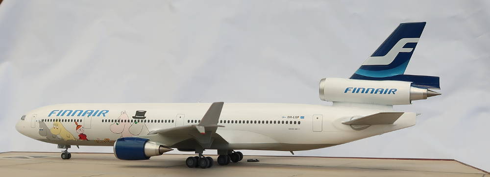 McDonnel Douglas MD-11, Finnair 'Moomins'. 1:144. - Ready for