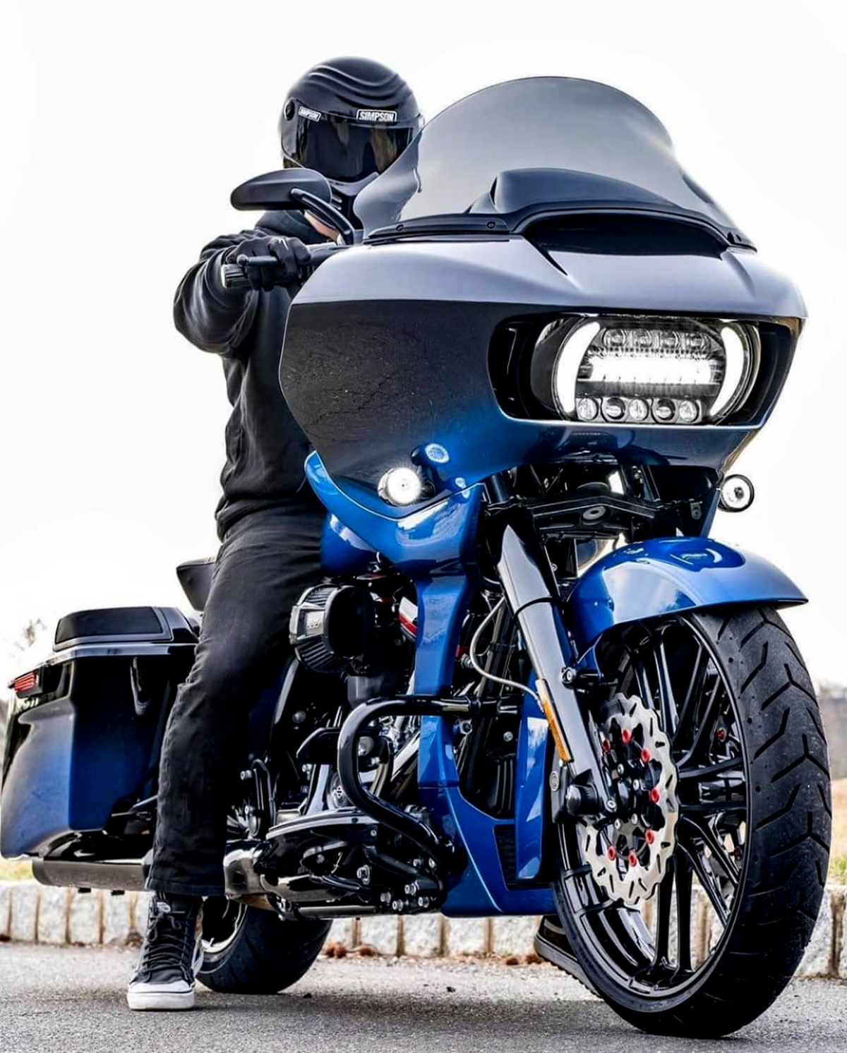 パーツ紹介】2015年以降〜ロードグライド用 LEDヘッドライト | 岐阜の