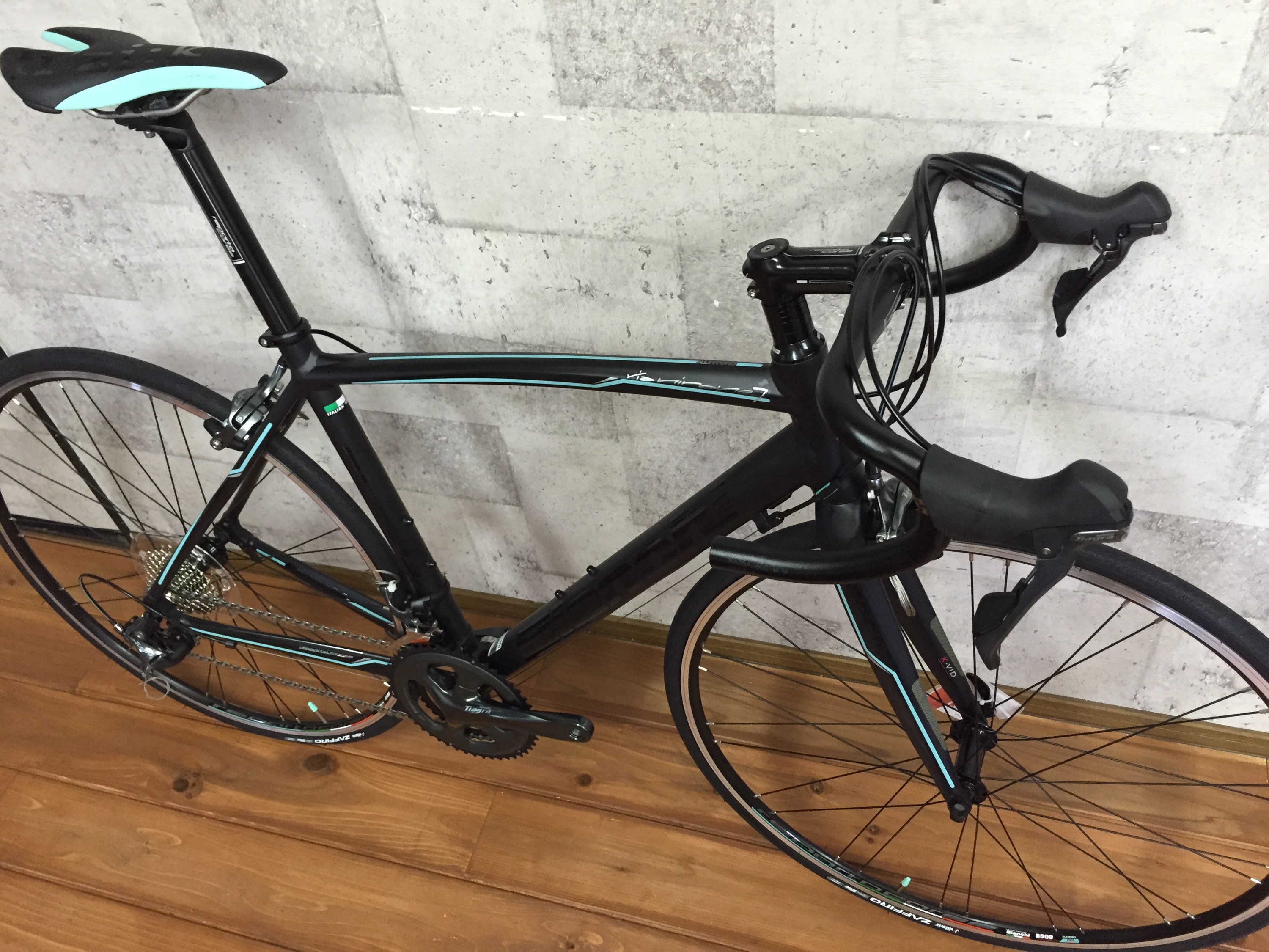 Bianchi vianirone7 TIAGRA Model 注目のブラックカラー入荷 | Climb