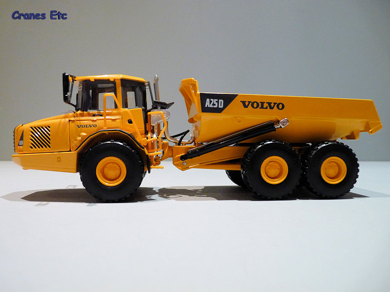 Motorart 10449 Volvo A25D Cranes Etc Review