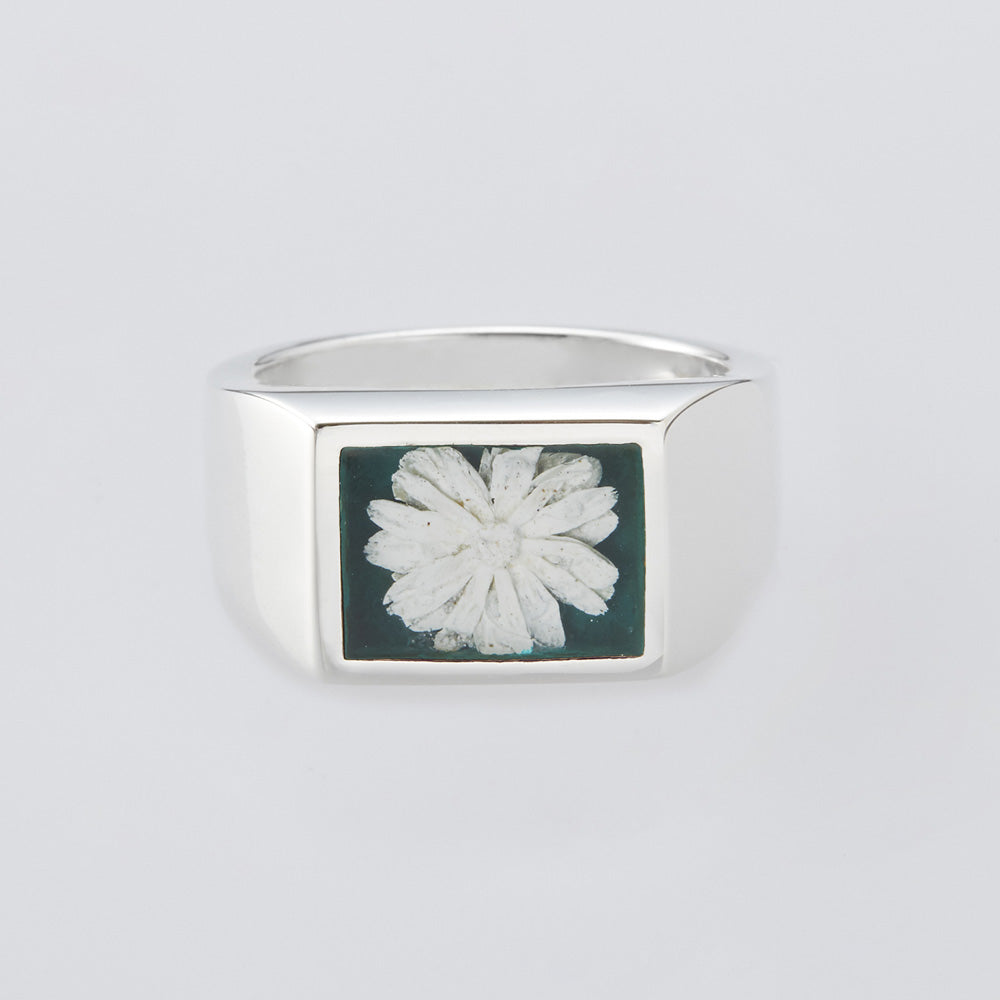 XOLO JEWELRY (ショロ) Signet Ring with Forest Green Flower XOR099