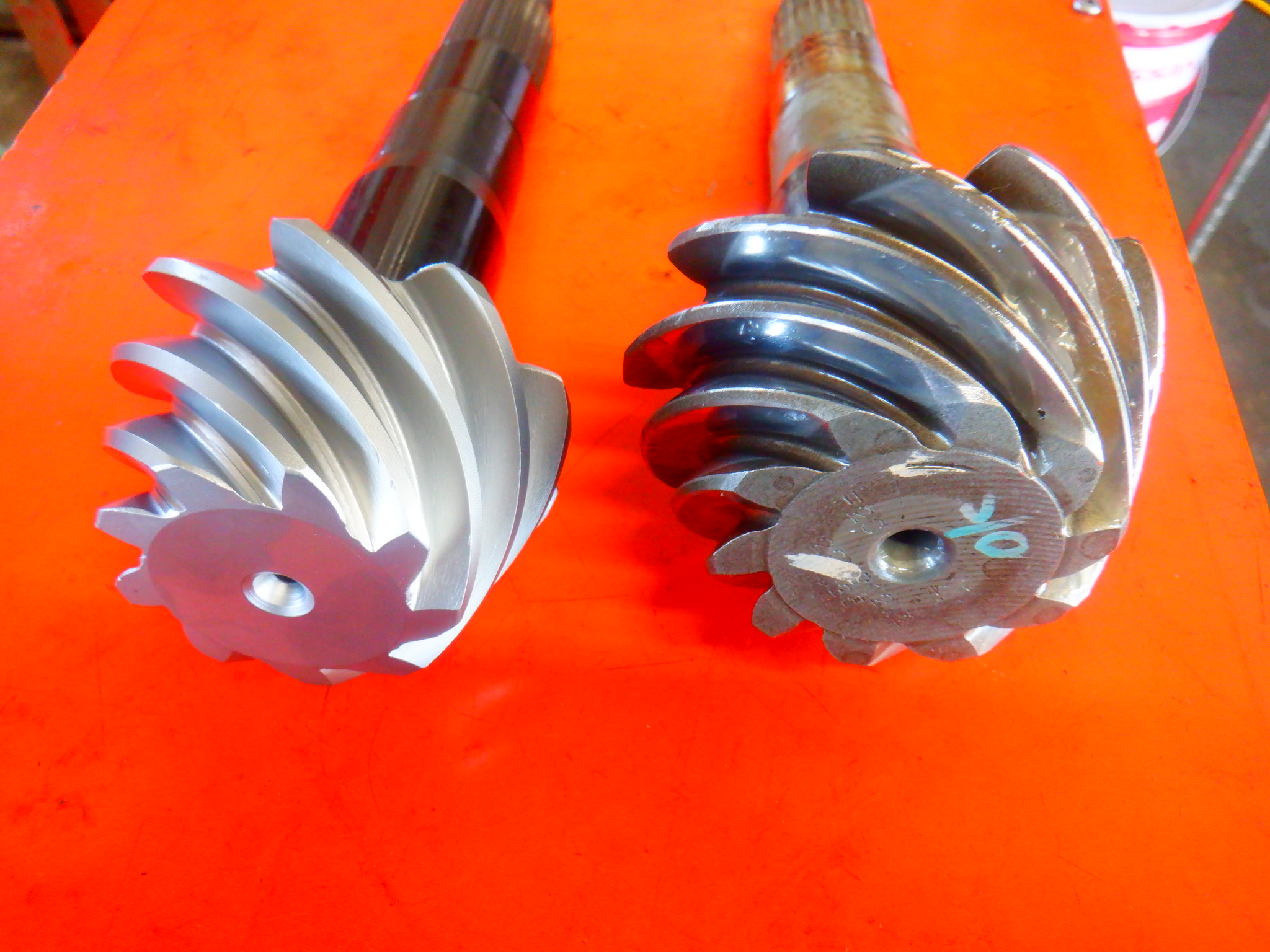 GR86 ZN8 ファイナルギア 4.5 交換 & ATS カーボンLSD 取付 & TRUST 大