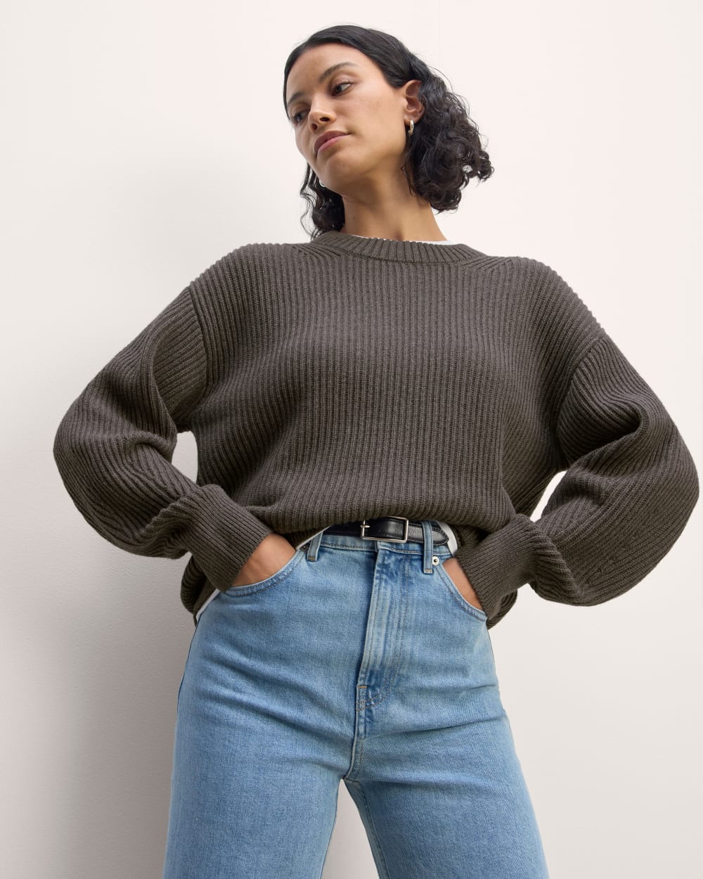 The Cocoon Crew in Everyday Cotton | Heathered Charcoal – Everlane