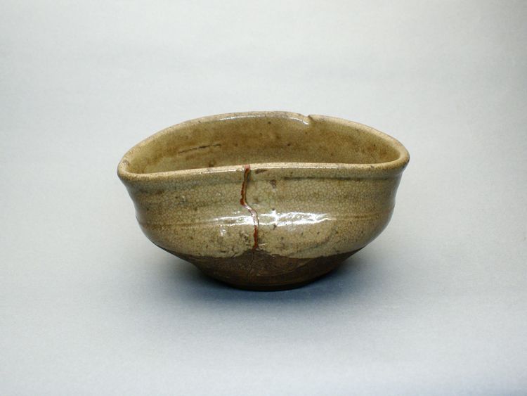 茶道具 古唐津 沓茶碗 時代箱(K-A220) 絵唐津沓茶碗 | 全商品 | 冨江洗心堂オンラインショップ