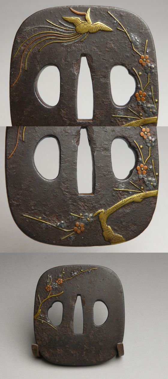 古美術 猫 - 鉄地梅鳳凰図金工鍔 | 古美術品専門サイト fufufufu.com