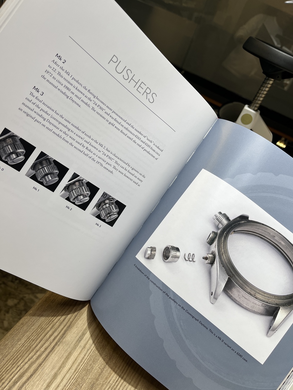 DAYTONA BOOK 1 Eng - GoodWatch（中野）