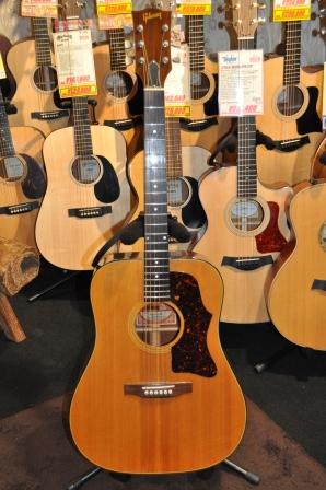 1974年製 GIBSON J-50 DELUXE | イシバシ楽器スタッフブログ