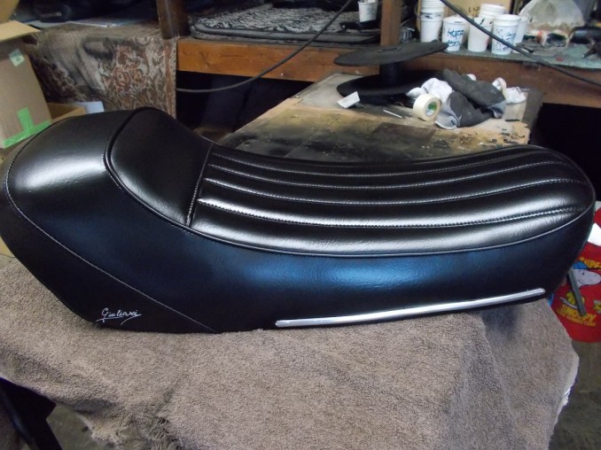 k*a様 z400gp ジュリアーリシート 貼り直し レオパード k*a様 z400gp