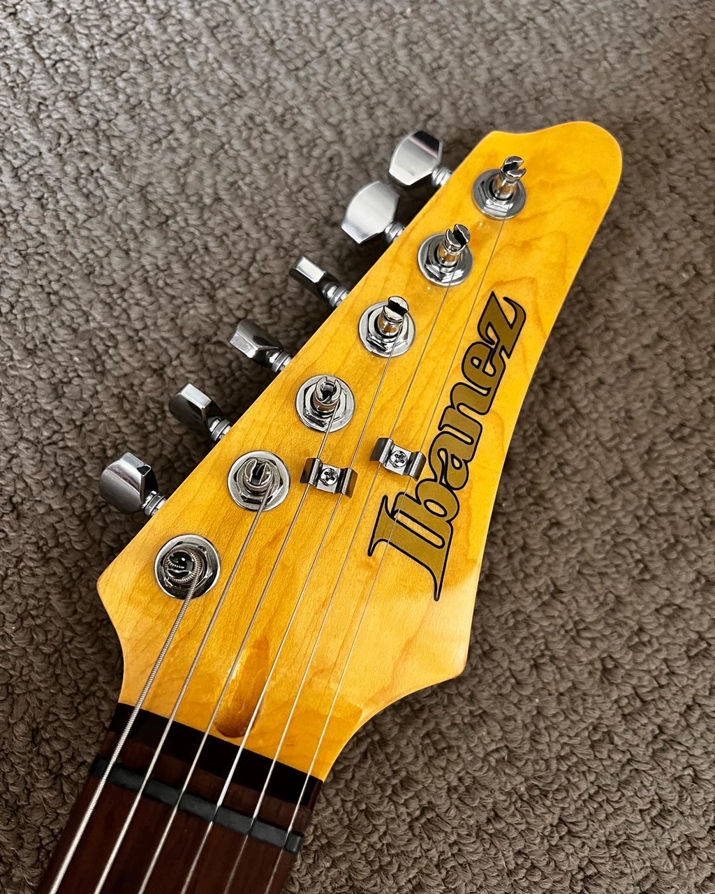 New Guitar Day: Ibanez AZ Essentials AZES31 | Lone Phantom