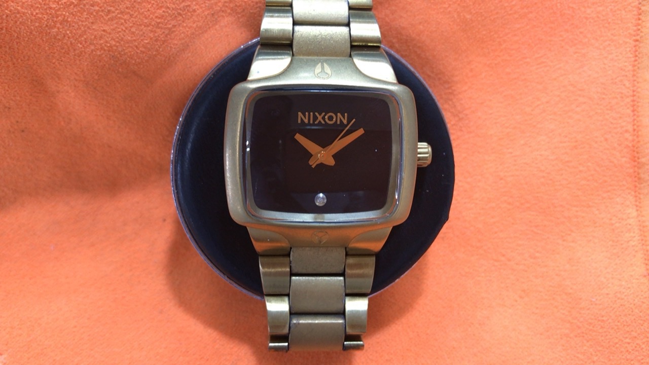 NIXON ニクソンの電池交換 | メンテナンスオプト｜オプトナカムラの
