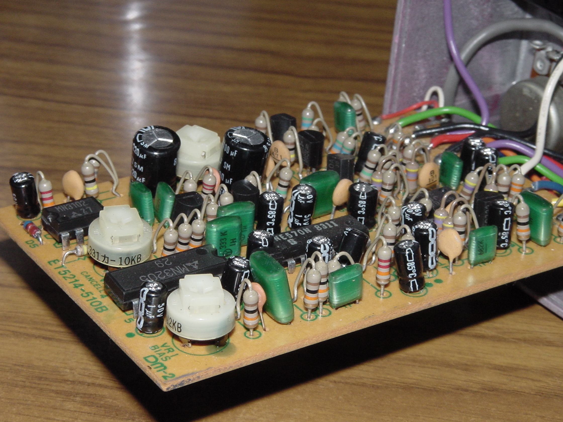 BOSS DM-2 Delay 分解検証 ギター・エフェクターの自作改造【松美庵】