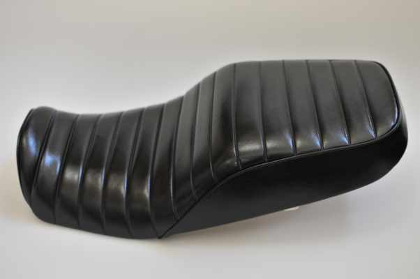 HONDA CB1300SF SC40 ホンダ つや黒防水タックロール シート加工 seat