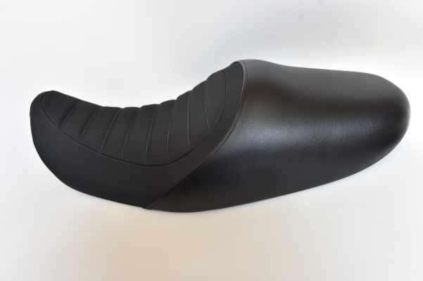 Kawasaki Z900RS Z900RSカフェ 防水タックロールシート張替え加工