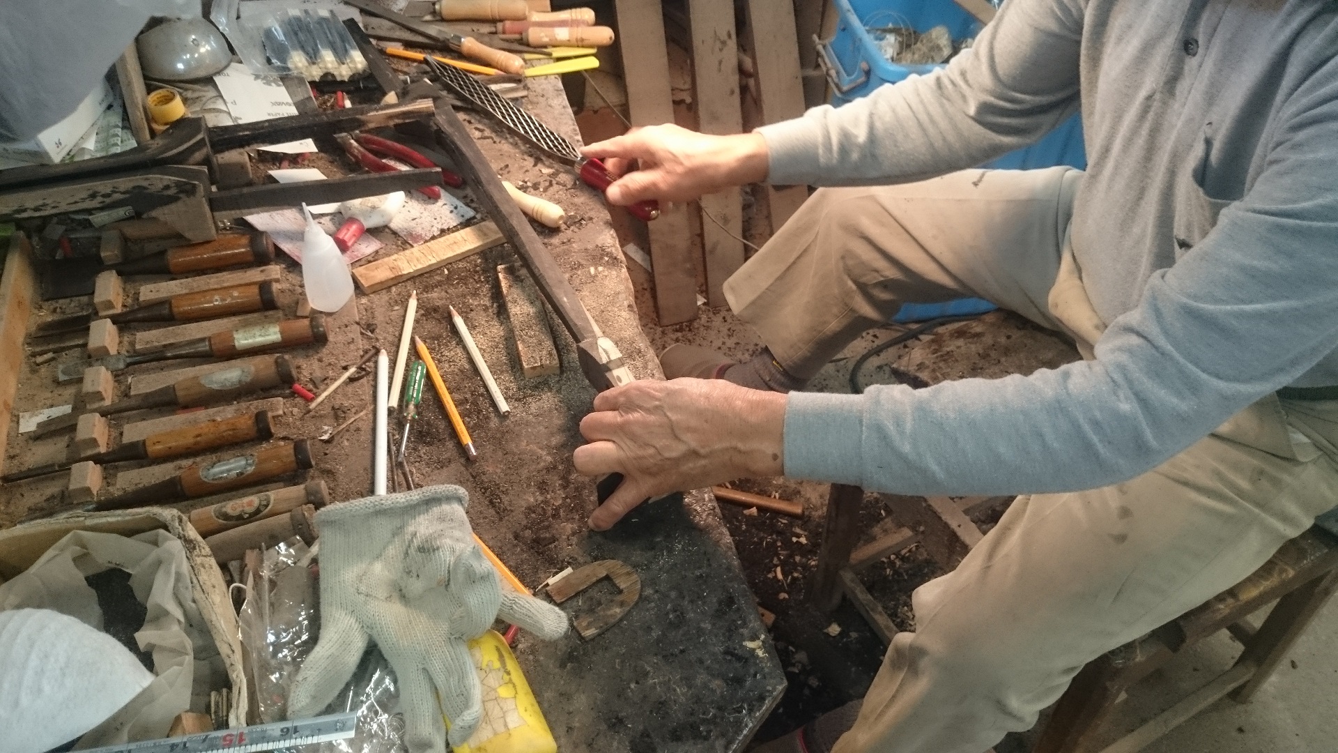 蛇皮一枚張り三線(両面本皮タイプ)【初心者向け8点セット】 三線