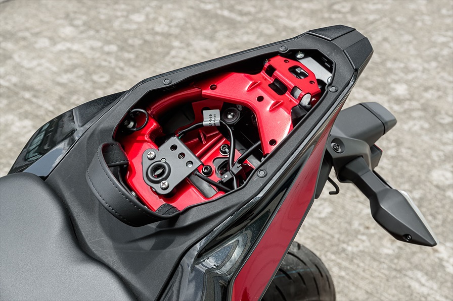 Kawasaki Ninja ZX-25R ZX-25Rを阿蘇のワインディングで、 思いっきり