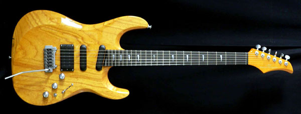 Akai Professional 1997 Series Guitar