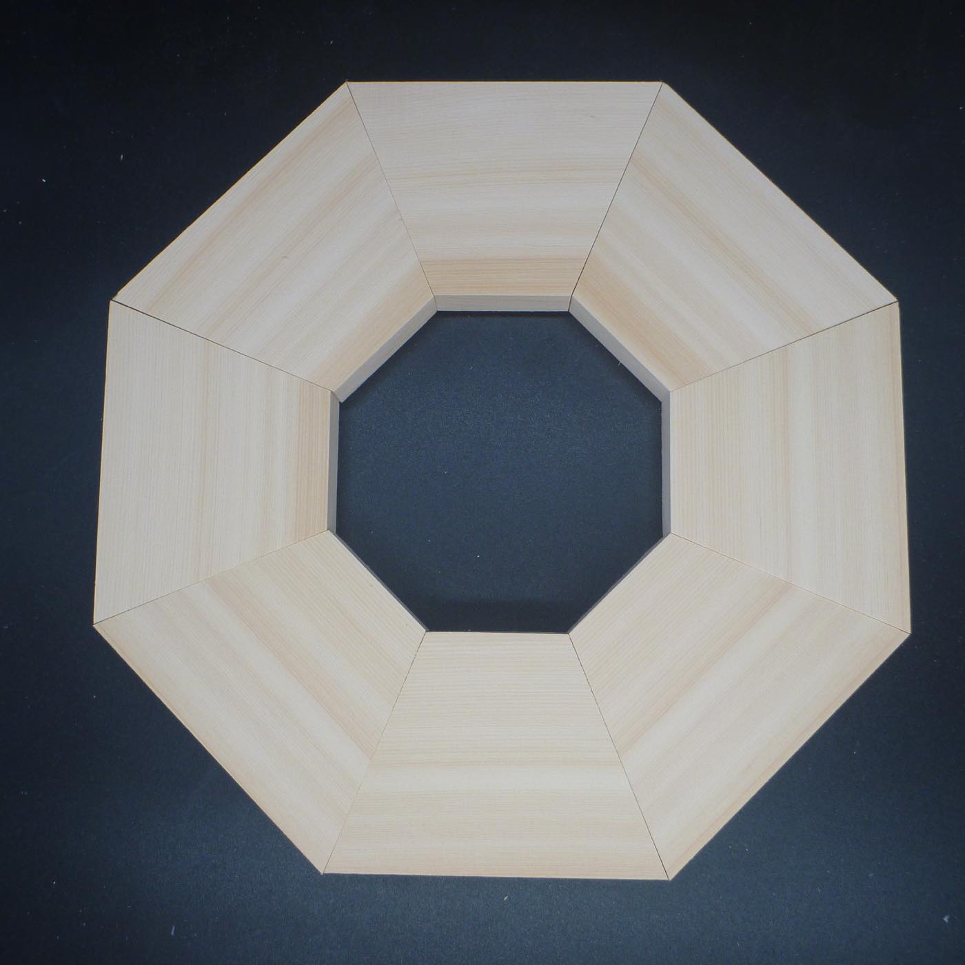 仏像彫刻用木材 台座 八角形 KOCTAGON-3 縦194×横194×厚み19 – 大阪木楽屋