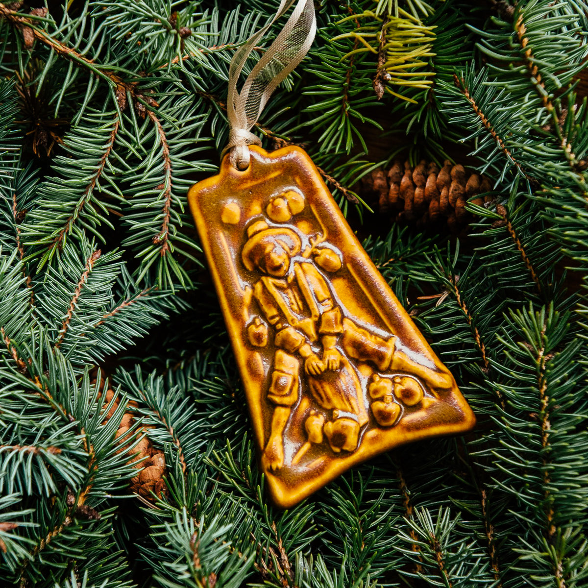 Ten Lords a'Leaping Ornament – Pewabic Pottery