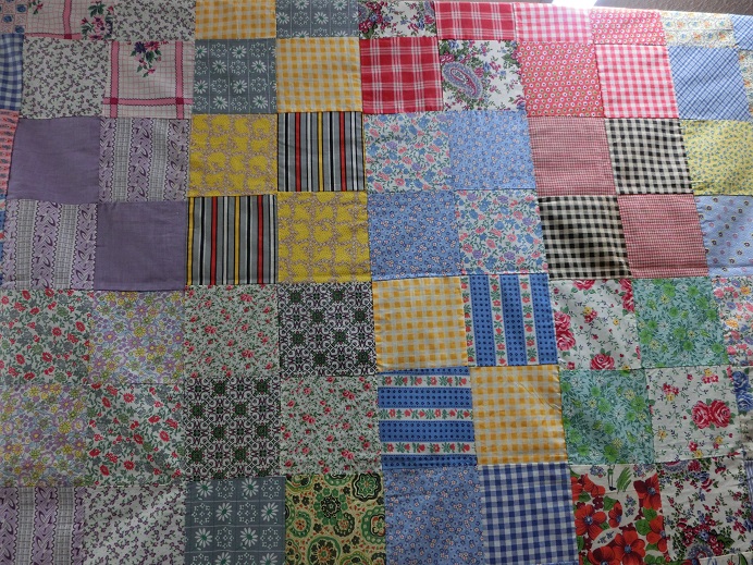 四角つなぎキルトトップ 192×260cm 商品詳細 フィードサック