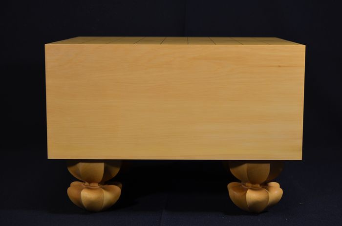 将棋盤 宮崎県産 本榧 板目木裏 五寸四分