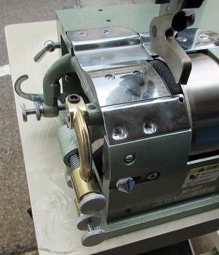 ニッピNP-202皮すき機【島田ミシン商会～皮革・厚物用工業用ミシン・革