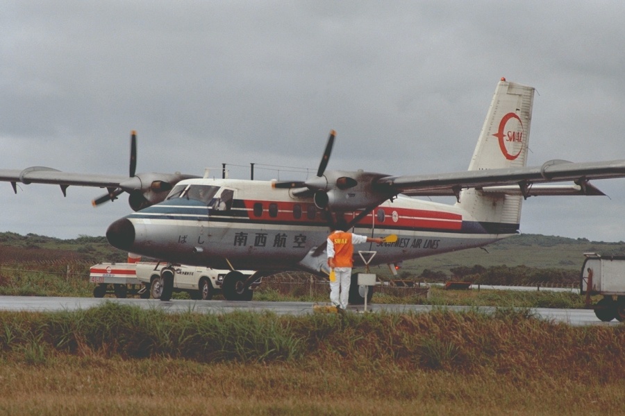 DHC-6-300