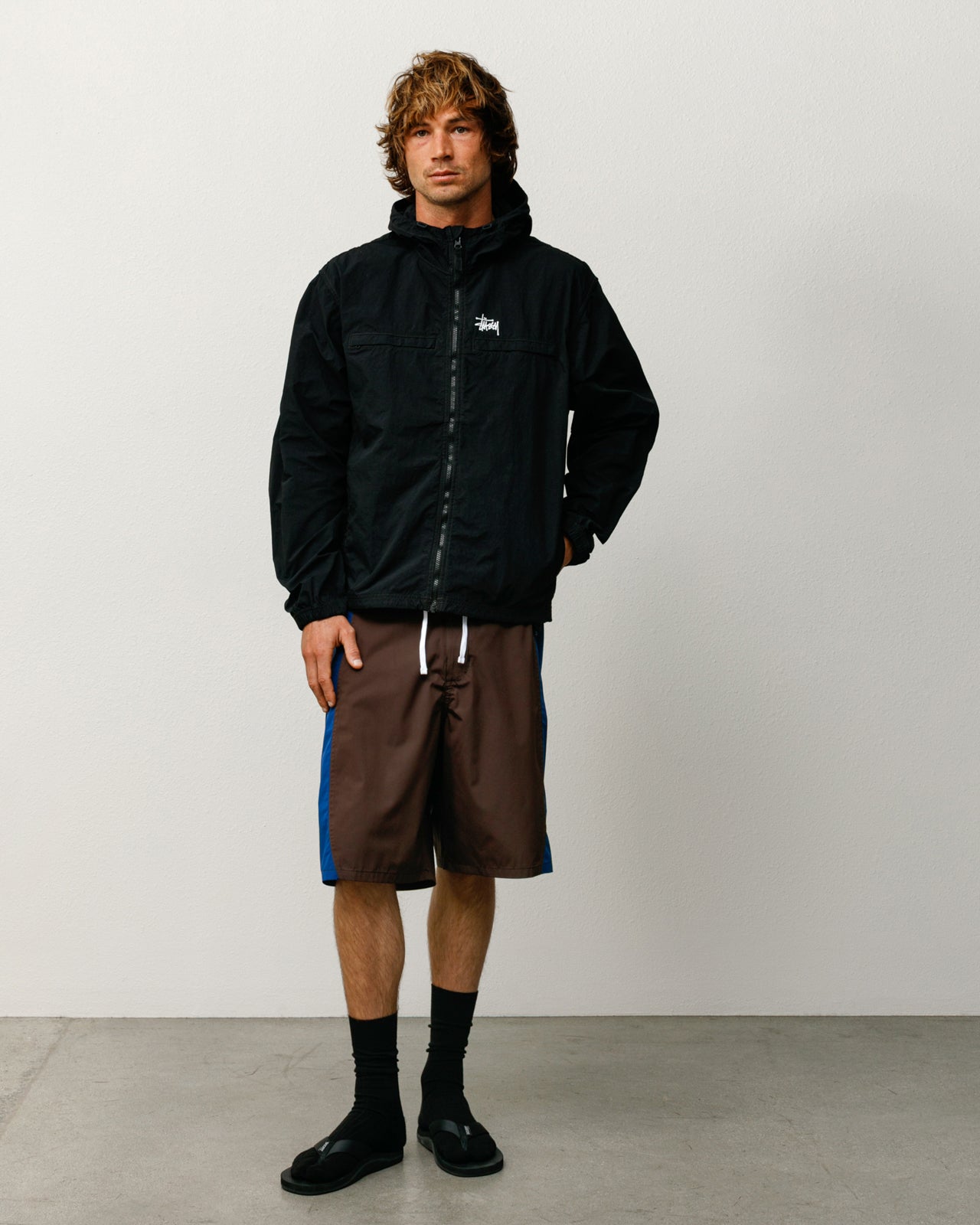 Lightweight Hooded Jacket – Black | Outerwear | Stüssy