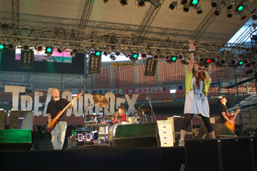 TREASURE05X with ZIP-FM77.8 SPECIAL SITE / TANK! the WEB