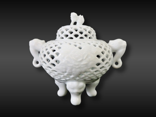 鍋島焼窯元 市川冬山 －作品紹介－ 香炉 白磁