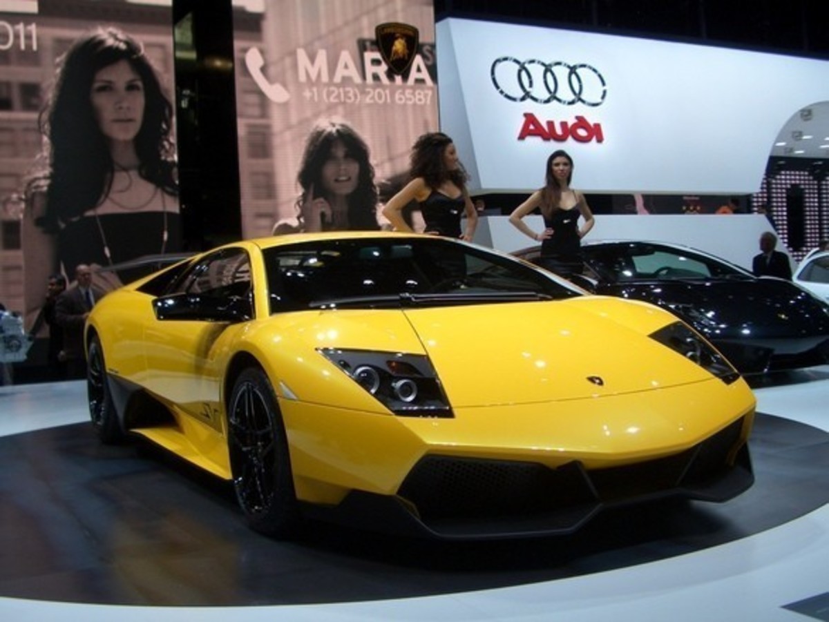 670psのムルシエラゴ、「LP670-4 スーパーヴェローチェ」がデビュー