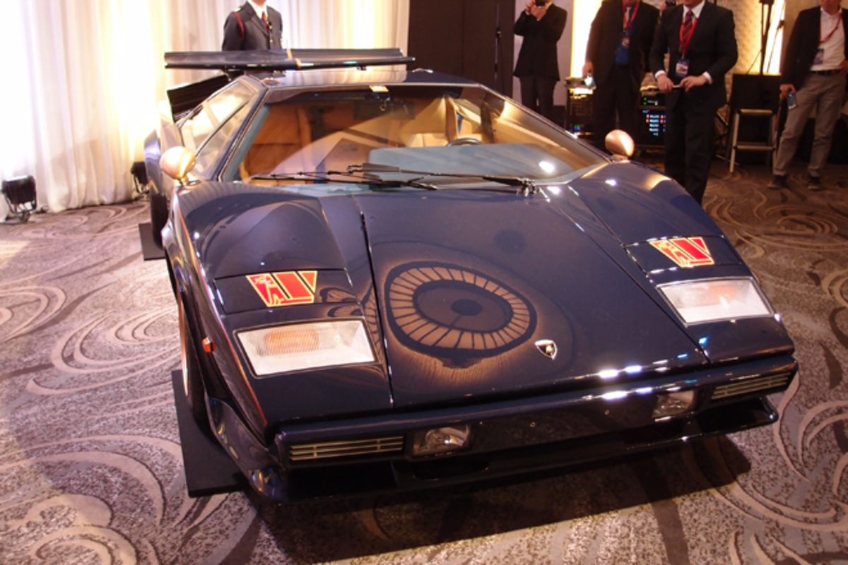 ウルフカウンタック フルレストア完成披露レセプション」の会場から