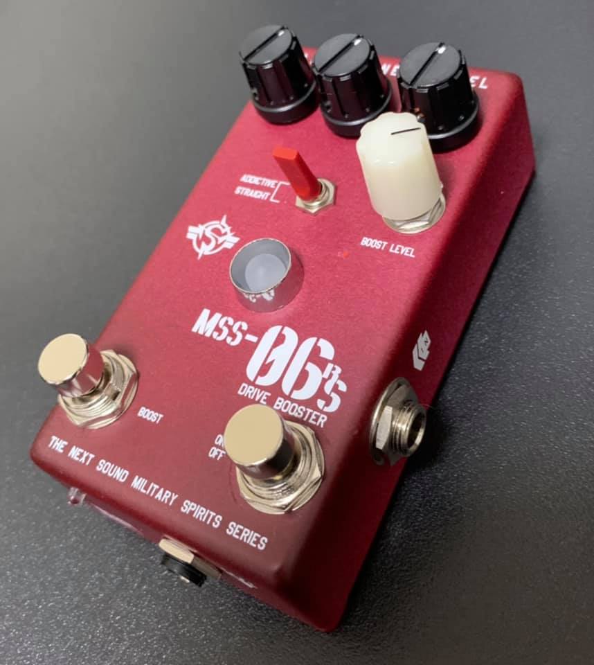 THE NEXT SOUNDのエフェクターの試奏をイベントで行いました。