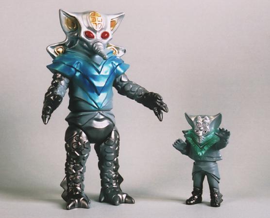 怪獣郷」フリップ星人（一般カラー版）