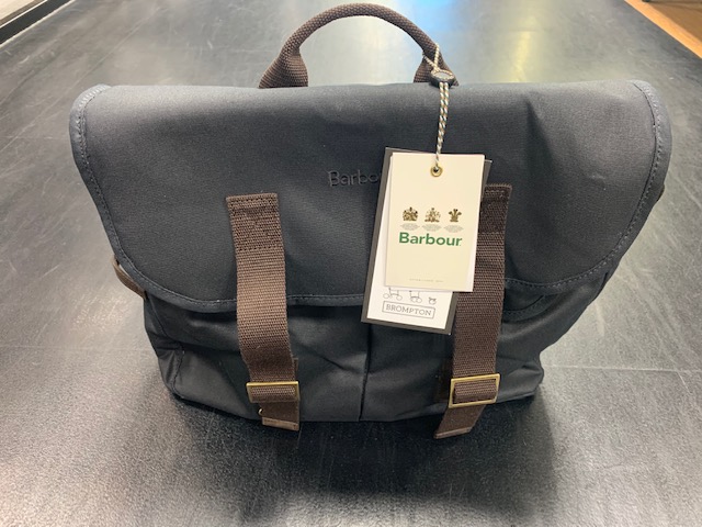 BROMPTON】×【Barbour】コラボBAGのご紹介です！ | 東海地区で自転車を