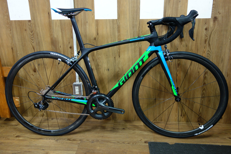 GIANT】史上最強のTCR！！！ | 新宿でスポーツサイクル・用品
