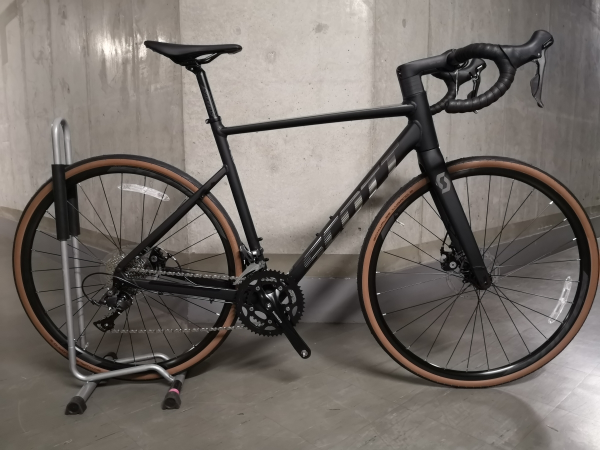 2022年モデル】SCOTTの大人気ロード、SPEEDSTER 40 DISCが入荷しました