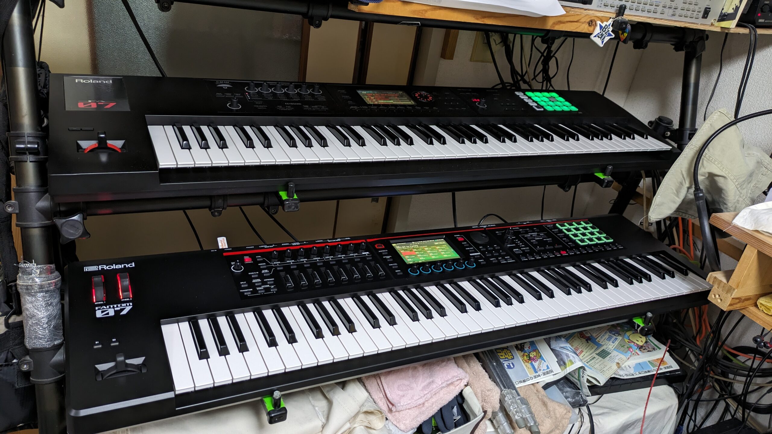 美品】Roland Fantom-07 純正ペダル、ケース、説明書付き Amazon.co.jp