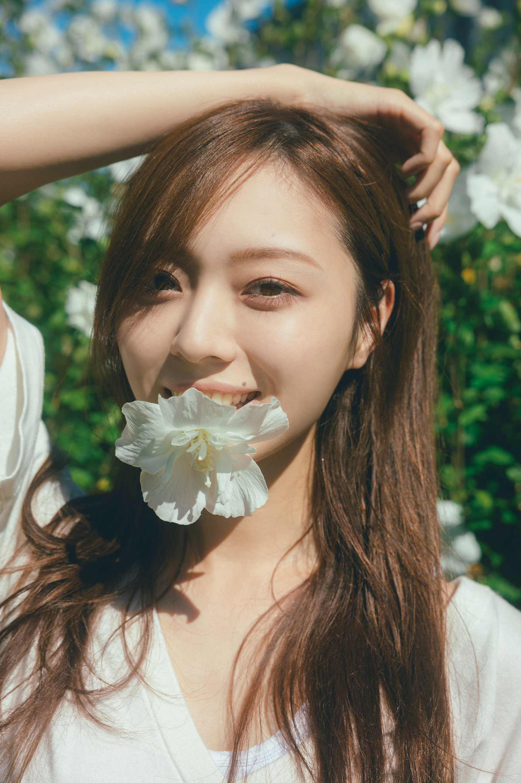 乃木坂46 梅澤美波2nd写真集『透明な覚悟』｜セブンネットショッピング