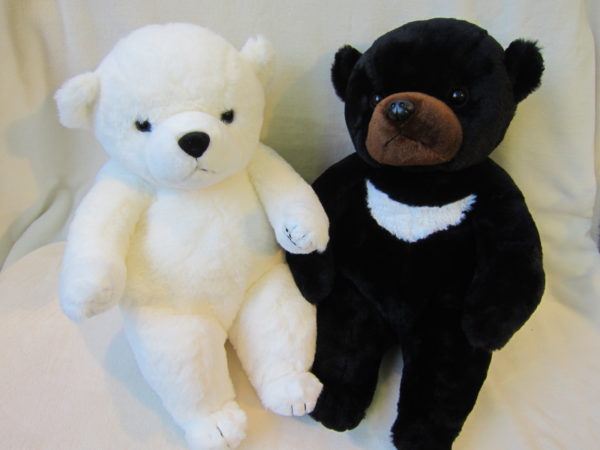 ベアフレール（S）ツキノワグマ | テディベア通販お探しなら美術館