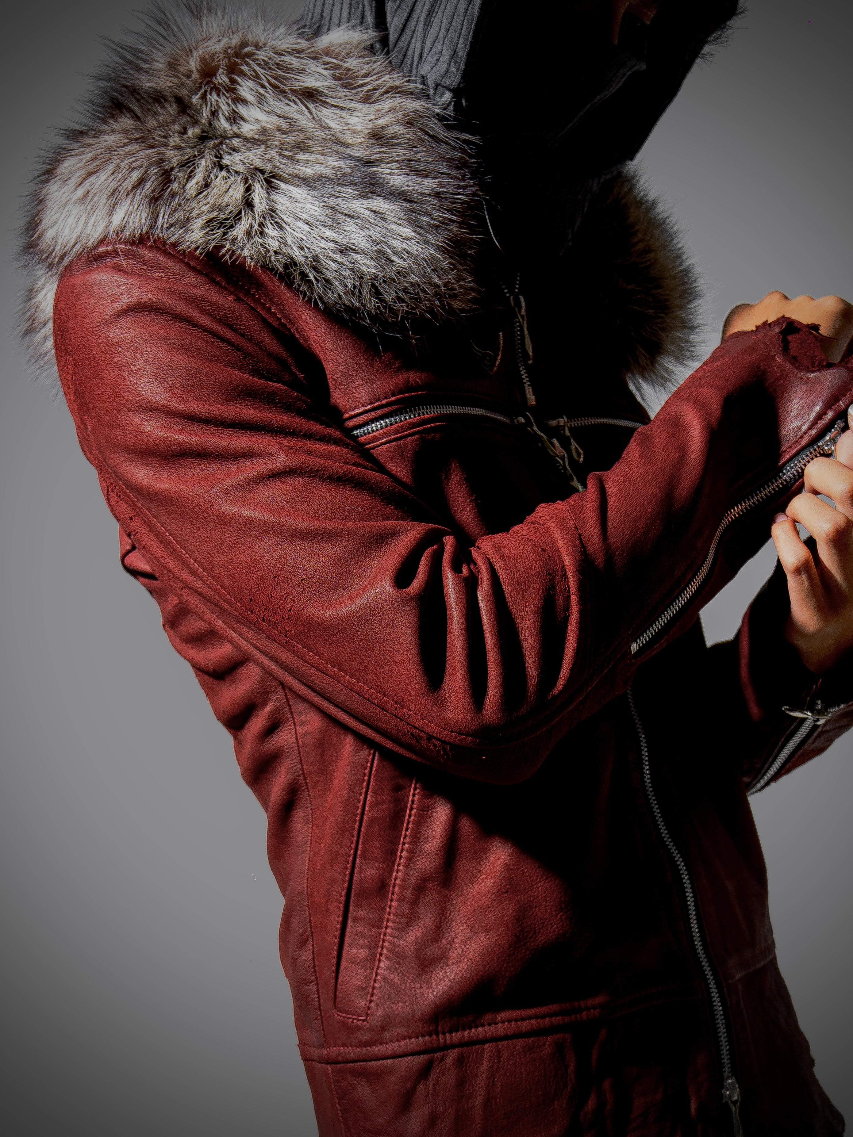 Cross Zip with Detachable Fur – 14th Addiction