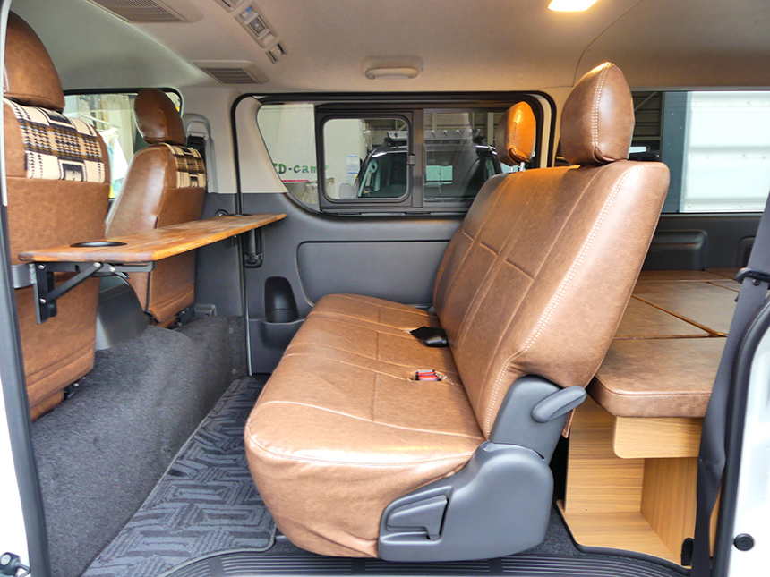 ハイエース MONOBOX ワンタッチリアテーブルを販売。 カスタムパーツ