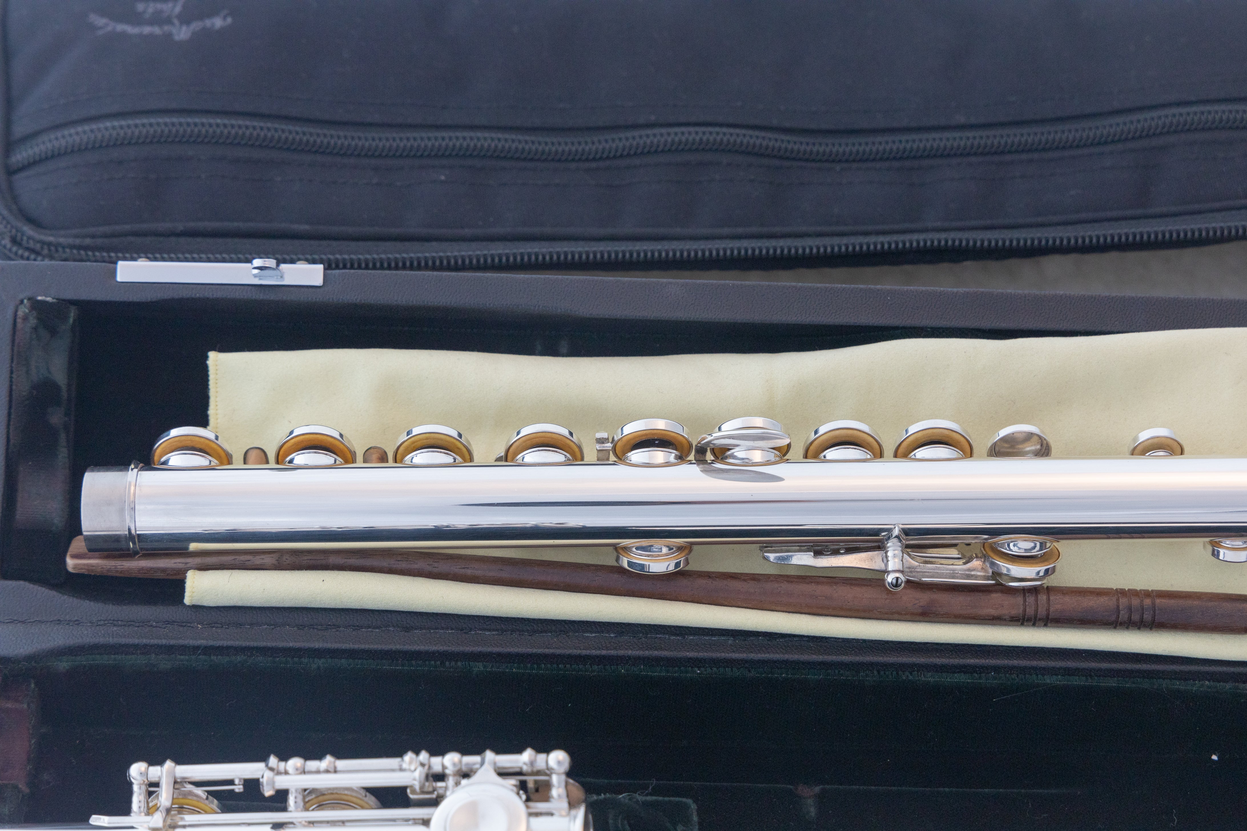 Pearl PF-521 Silver-plated Flute *Silver Lip-plate *Split-E *Made