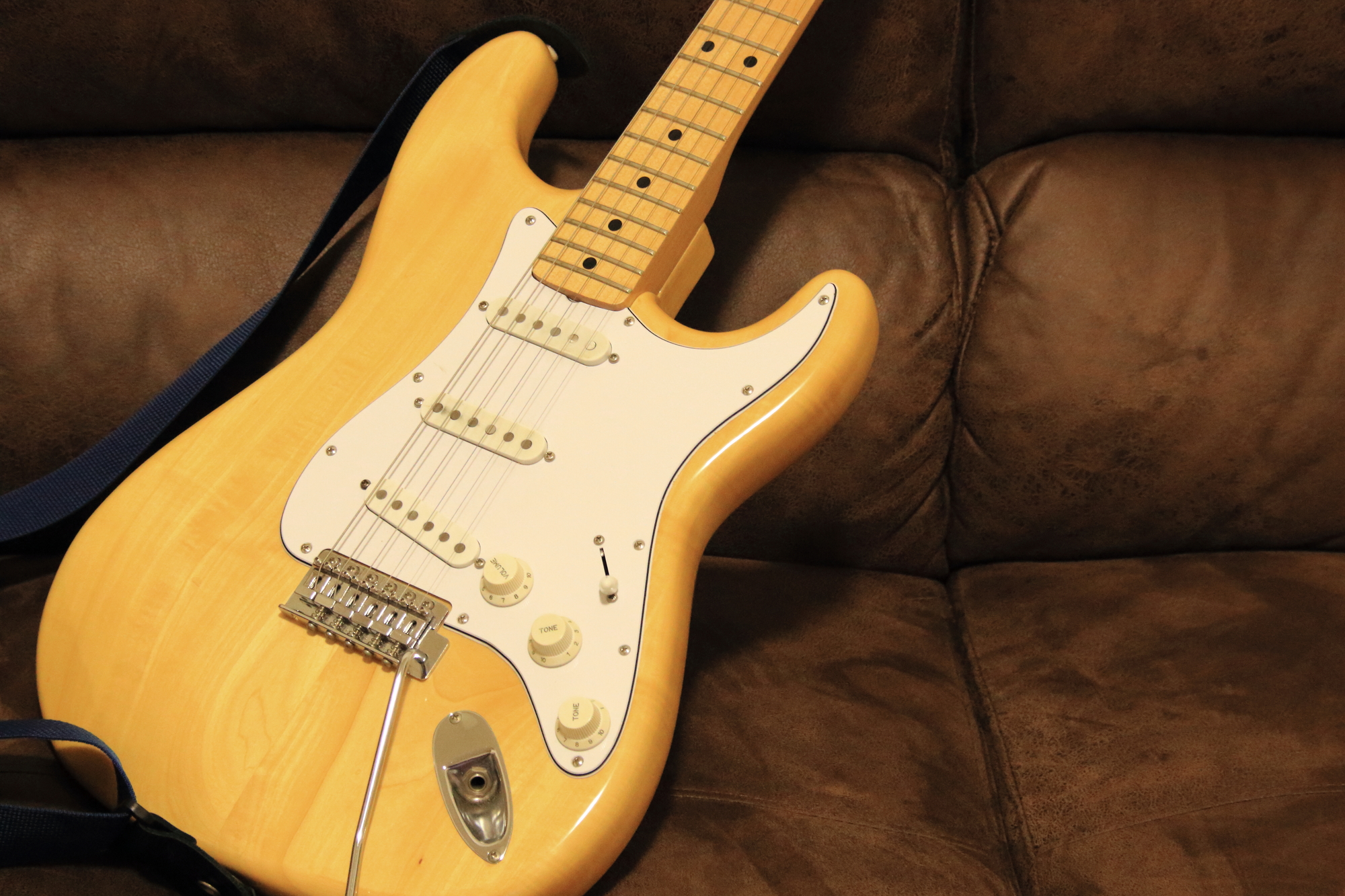 初心者必見】王道の名機！エリッククラプトンも愛したエレキギター