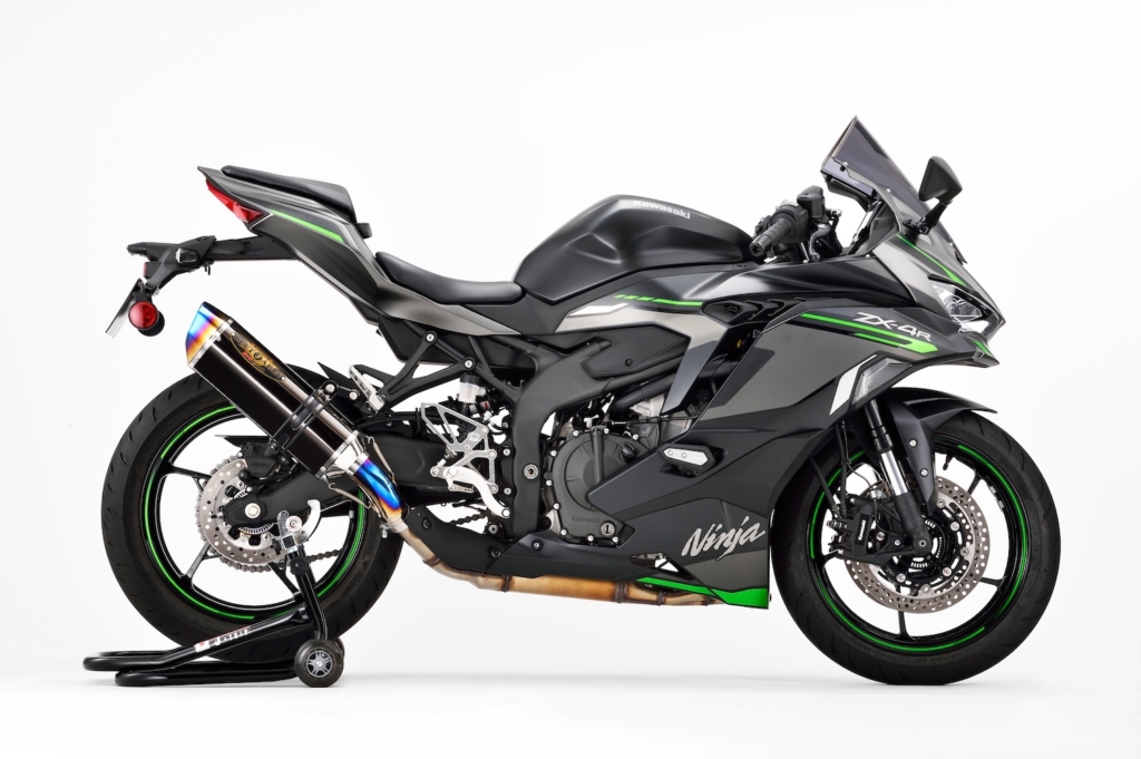日本ビート工業よりKawasaki ZX-4R NASSERT Evolution TypeⅡスリップ