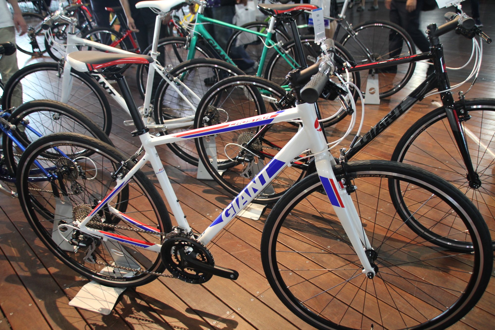 ジャイアント(GIANT) CROSTAR(クロスター) 2020年モデル 当店販売価格