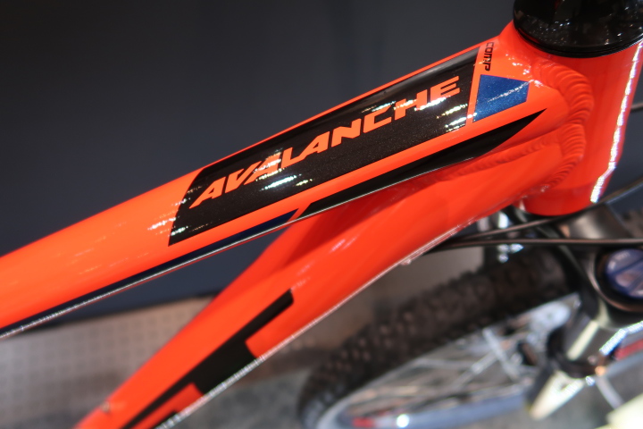 GT(ジーティー) AVALANCH COMP(アバランチェ コンプ) 2019年モデル