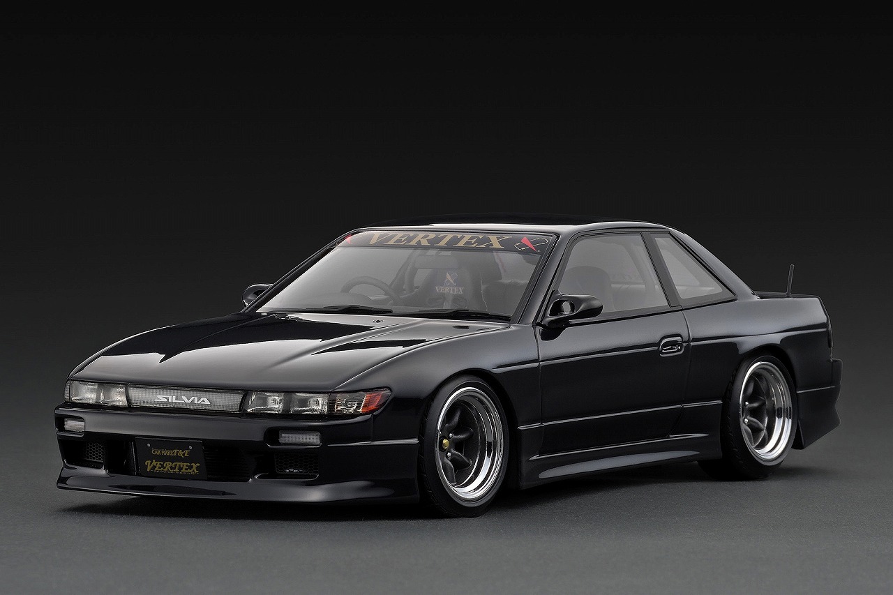 イグニッションモデル 1／18スケール VERTEX S13 SILVIA