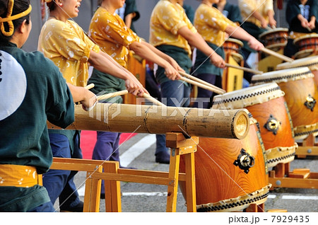 夏祭り和太鼓の演奏の写真素材 [7929435] - PIXTA