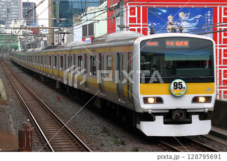 E231系500番台中央・総武緩行線の写真素材 - PIXTA