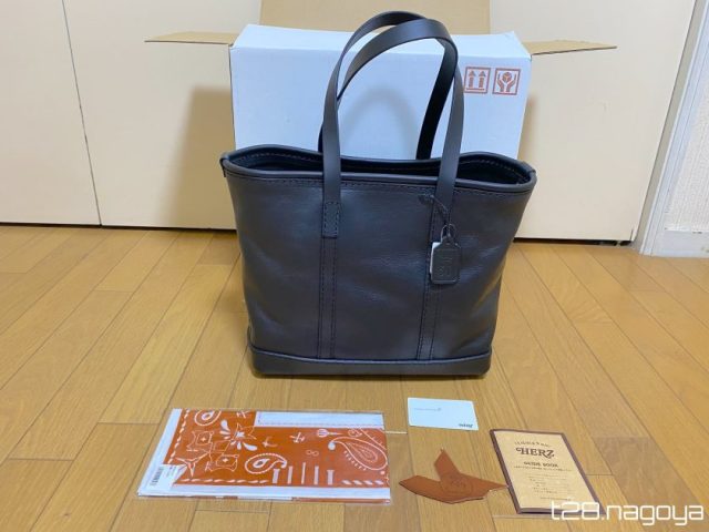 HERZ】ケルントート(T-9)(Mサイズ)は、男性が仕事や私事でも使えて